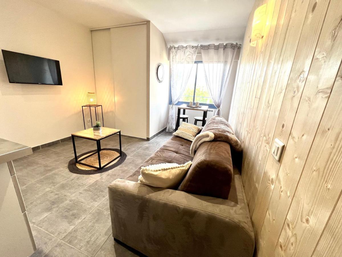 Appart Hotel Cozy Proche Centre, Parking Montbéliard Exteriér fotografie